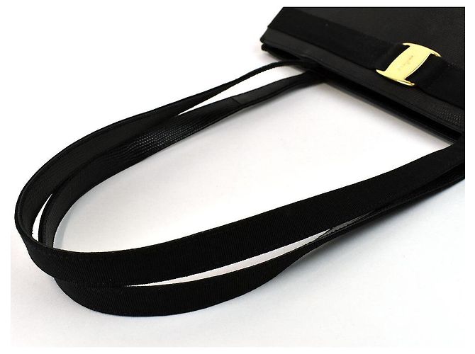 Borsa Salvatore Ferragamo Gancini in pelle nera Nero - vista 8