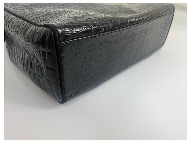 Borsa Salvatore Ferragamo Vara in pelle nera effetto coccodrillo - vista 4