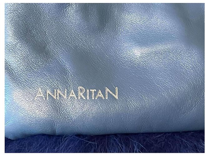 Autre Marque Clutch in pelliccia di VOLPE blu fiordaliso e pelle nuova Blu chiaro - vista 4