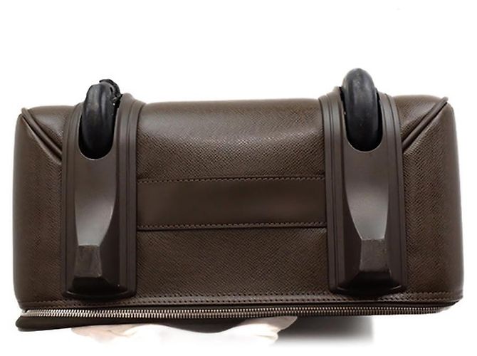 Valigia a ruote Louis Vuitton, modello Pegasus 60. Marrone - vista 3