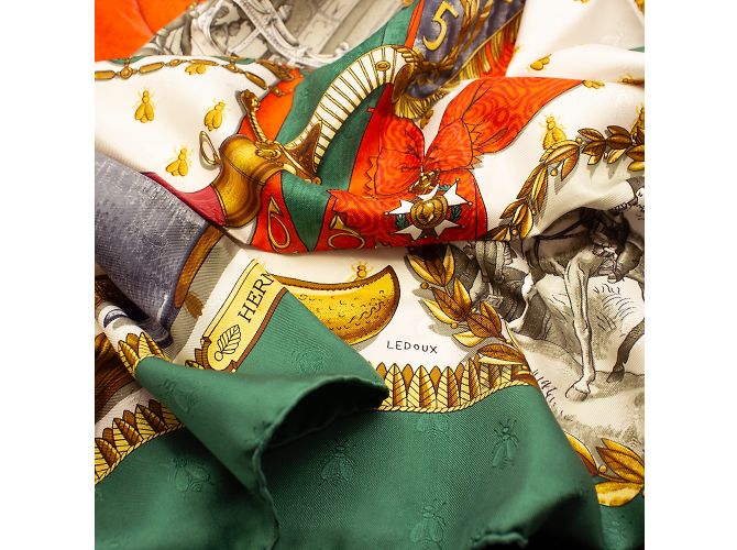 Bufanda Hermès Le Carré. Verde - vista 4