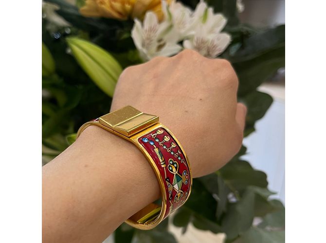 Bela pulseira Hermès Clic-Clac. Dourado - vista 4