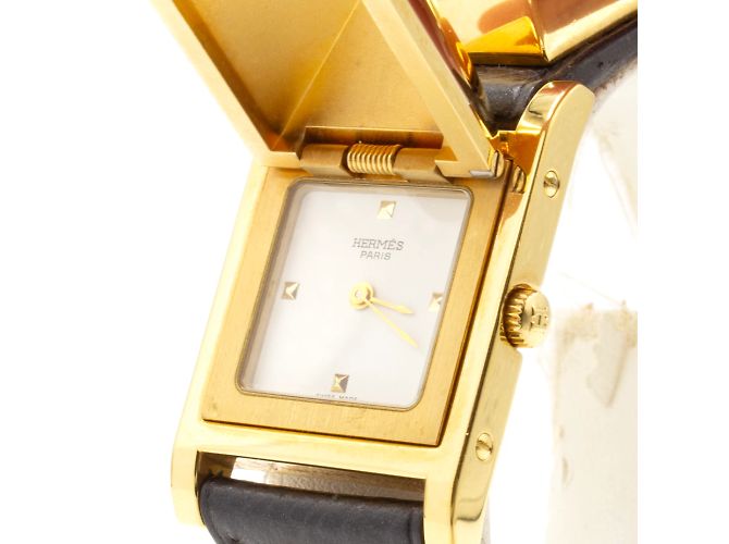 Reloj de señora Médor de Hermès en dorado - vista 3