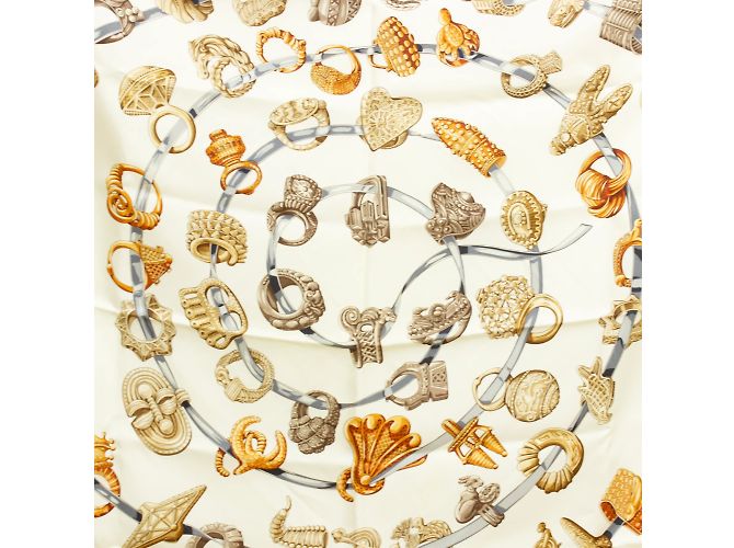 Sciarpa di seta Hermès Alliance du Mondo crema 90x90 Crudo - vista 2