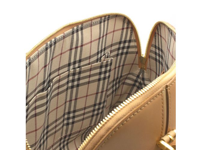 Borsa Burberry molto bella.&nbsp; Beige - vista 7