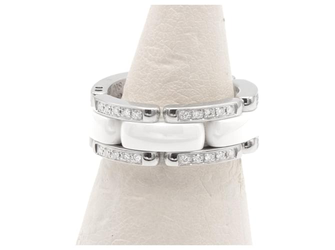 Anello Chanel, modello "Ultra". Bianco - vista 3