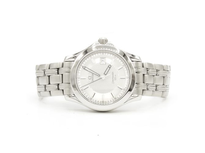 Omega Seamaster watch (Reference Silvery - view 2