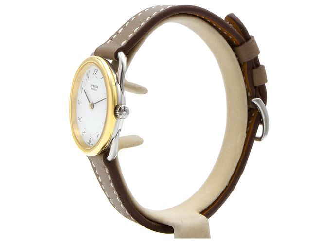 Hermès Arceau Uhr (Modell AR3.220). Golden - Ansicht 3