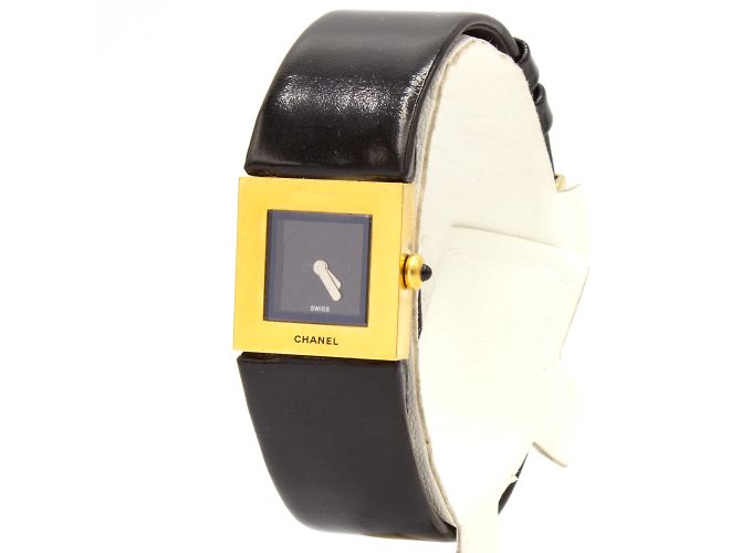 Reloj de dama "MATELASSÉE" de Chanel. Dorado - vista 2