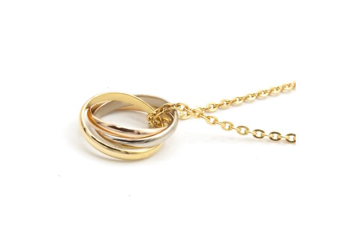 Collier Trinity de Cartier. Doré - vue 2