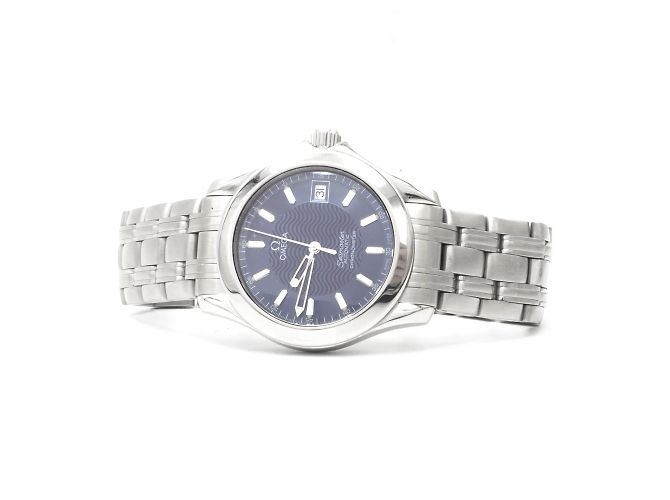 Omega Seamaster Uhr (Modell 2501.81.00) Silber - Ansicht 2