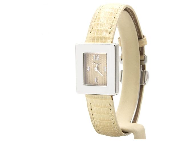 Ma Première Mini Uhr von Poiray. Beige - Ansicht 2