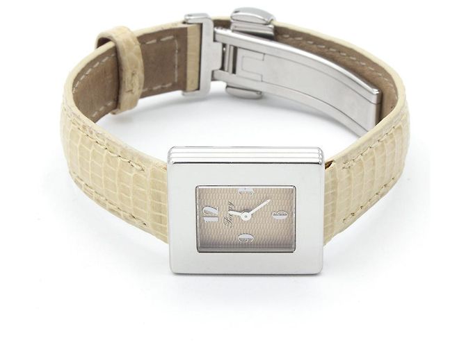 Ma Première Mini Uhr von Poiray. Beige - Ansicht 5