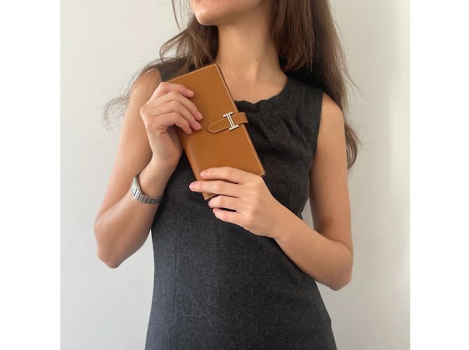 Billetera Hermès, modelo “Béarn Soufflet”; Castaño - vista 4