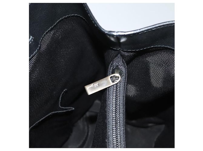 Borsa Vala in pelle verniciata nera Salvatore Ferragamo Auth 129211 - vista 20