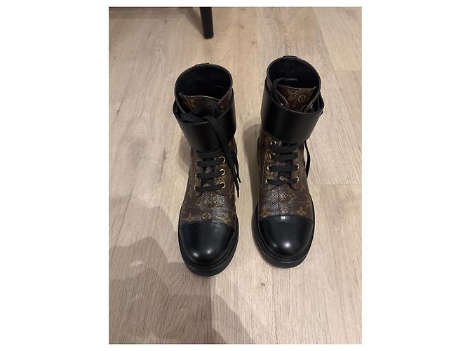 Louis Vuitton Stiefeletten aus braunem Leder - Ansicht 2