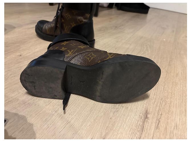 Louis Vuitton Stiefeletten aus braunem Leder - Ansicht 4