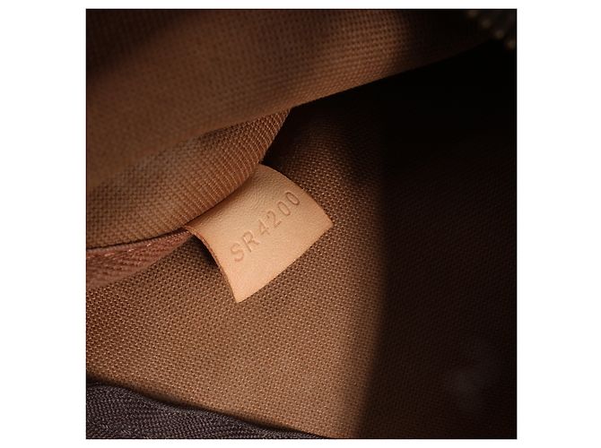 Borsa a tracolla Multi Pochette Accessoires Monogram Louis Vuitton Marrone - vista 15