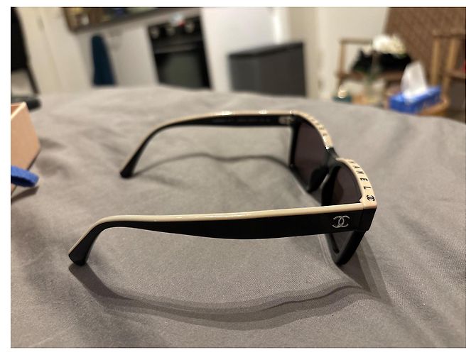 Gafas de sol Chanel negras de plástico Negro - vista 4