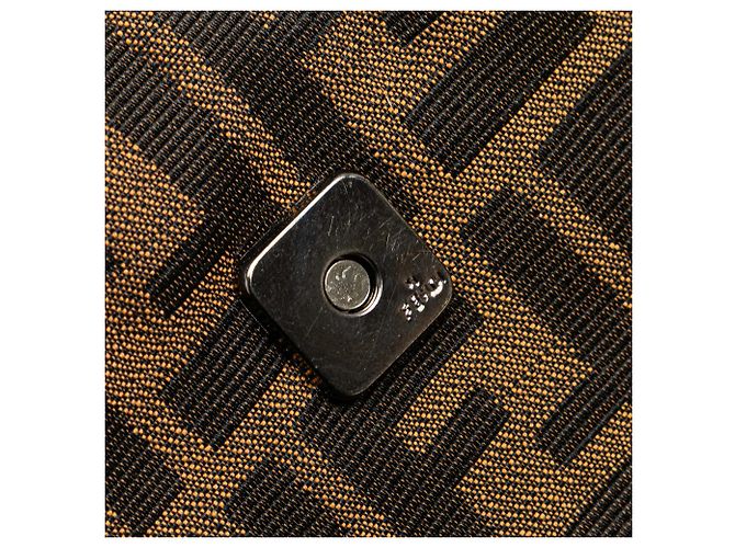 Fendi Braune Zucca Canvas Schultertasche - Ansicht 8