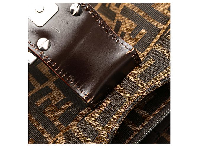 Fendi Braune Zucca Canvas Schultertasche - Ansicht 9