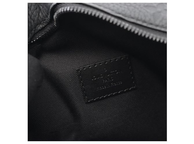 Borsa a Spalla Soft Trunk Louis Vuitton Nero - vista 4