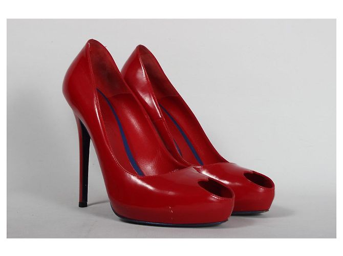 Rote Lacklederabsätze von Alexander McQueen - Ansicht 5