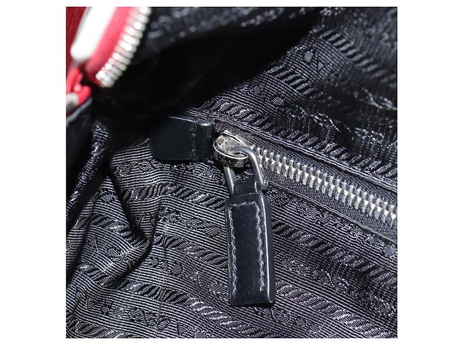 PRADA Borsa a tracolla in pelle argento rosso Auth 130229V - vista 23