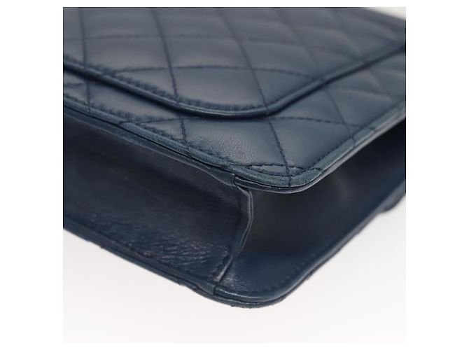 Borsa a Spalla CHANEL in Pelle di Agnello Blu CC Auth BA3679 - vista 17