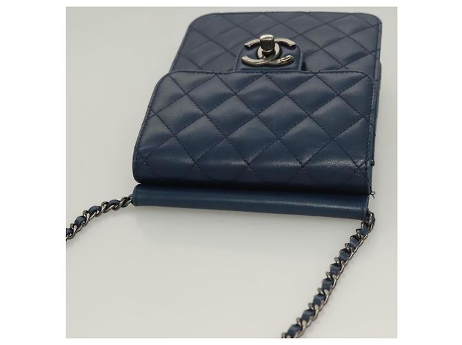 Borsa a Spalla CHANEL in Pelle di Agnello Blu CC Auth BA3679 - vista 6