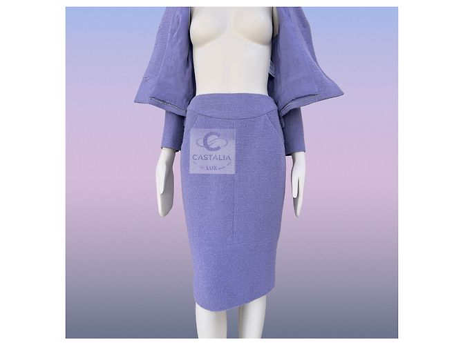 Chanel Traje de Tweed Lavanda con Botones de Joyas 38 FR - vista 9