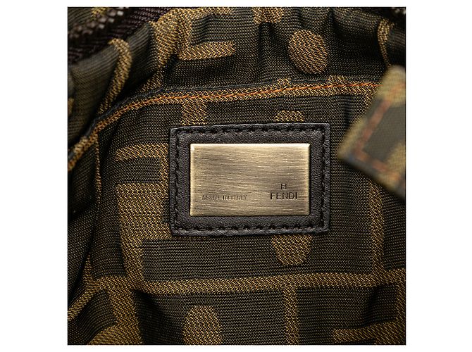 Borsa a tracolla in tela Zucca marrone con skull Fendi - vista 5