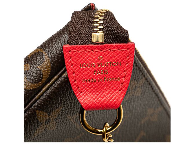 Mini Pochette Accessoires Vivienne Monogramma Marrone Louis Vuitton a Londra - vista 5