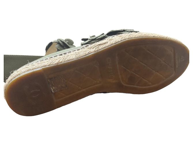 Chanel 17C Coco Cuba Kamelie Khaki Grün Espadrilles EU 41 Olivgrün Dunkelgrün - Ansicht 6