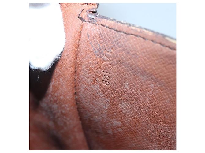 LOUIS VUITTON Monogram Saint Cloud MM Shoulder Bag M51243 LV Auth 118946 - view 12