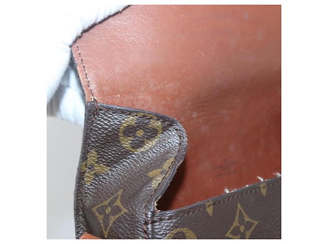 LOUIS VUITTON Monogram Saint Cloud MM Shoulder Bag M51243 LV Auth 118946 - view 9