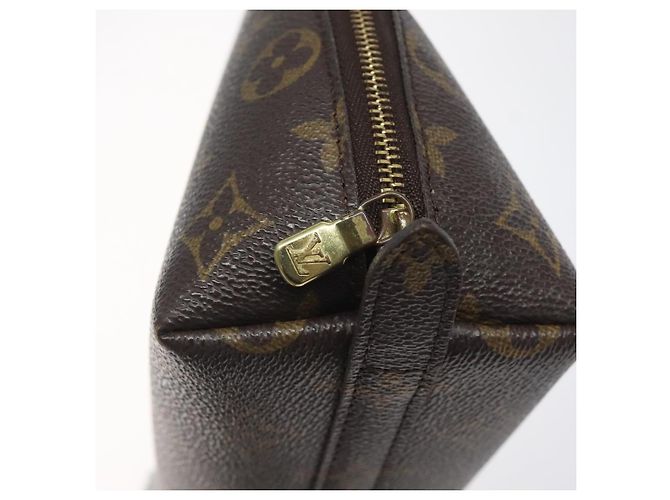 LOUIS VUITTON Pochette Cosmetica Demi Ronde Monogram M47520 LV Auth bs27472 Monogramma - vista 8