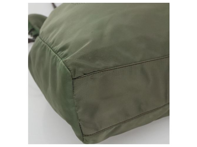 Borsa Tote Prada in nylon verde oro Auth 128736 D'oro - vista 14