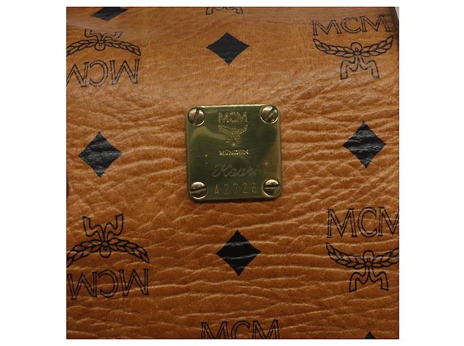 Borsa MCM Logogram Vicetos in pelle PVC marrone e oro Auth BA3905 D'oro - vista 12