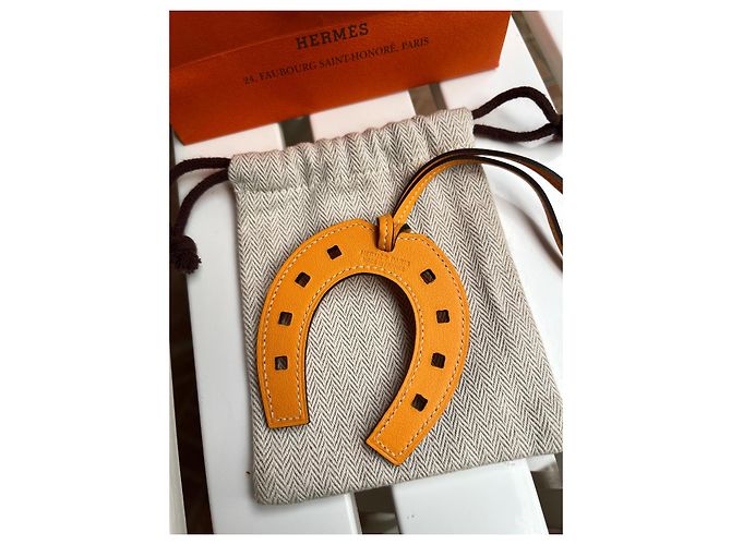 Charm per borsa Hermès Paddock Arancione in pelle - vista 5