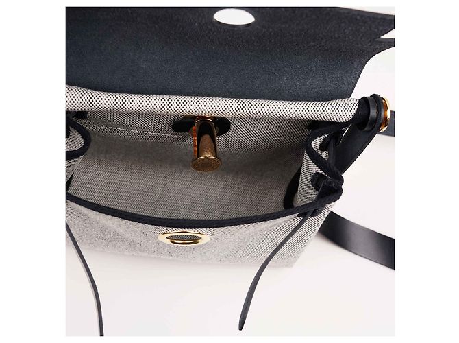 Borsa a mano Hermès Herbag Zip 20 Nera in Tela Nero - vista 12