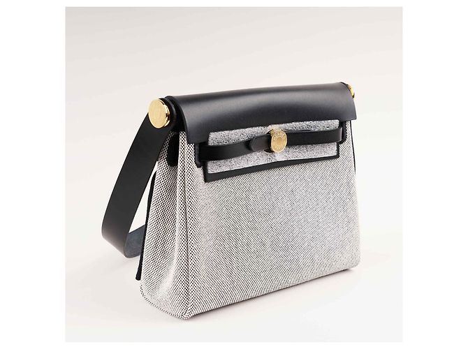 Borsa a mano Hermès Herbag Zip 20 Nera in Tela Nero - vista 3