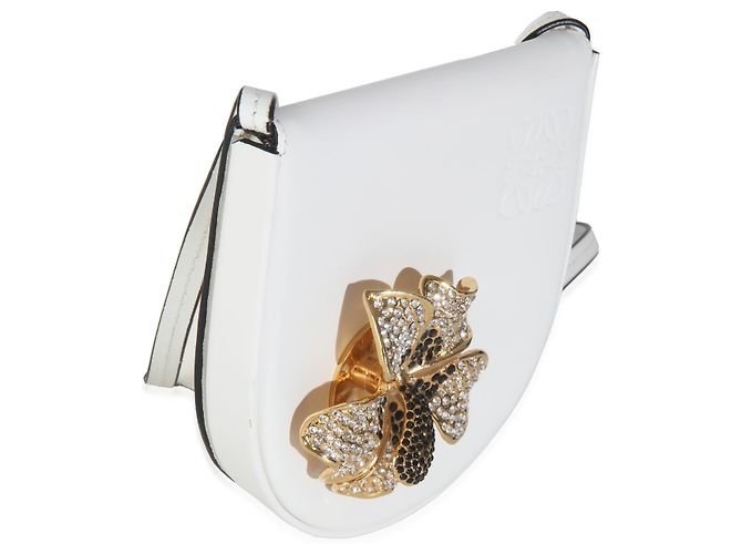 Loewe Bolsa transversal em couro de bezerro branco com salto e flor de metal - vista 3