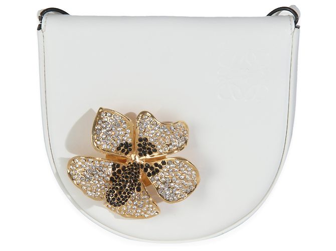 Loewe Bolsa transversal em couro de bezerro branco com salto e flor de metal - vista 6