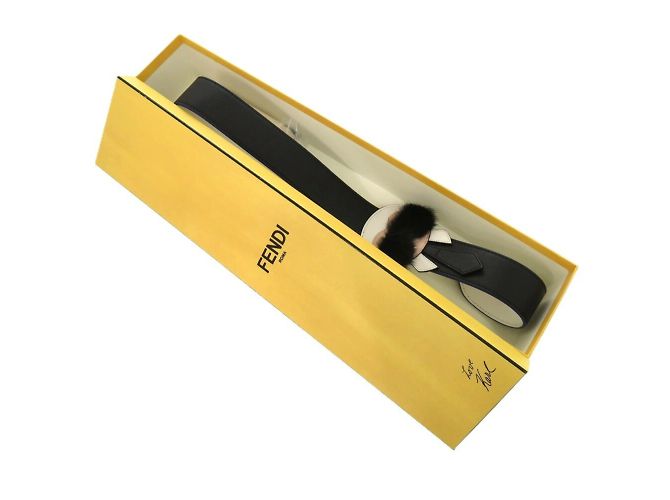 Fendi Karlito Leather Shoulder Strap Black White - view 3