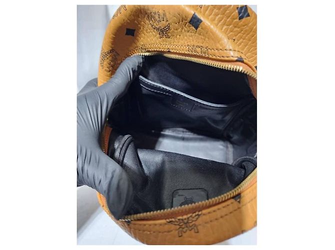 MCM Stark Zaino Medio con Borchie Laterali Marrone - vista 9
