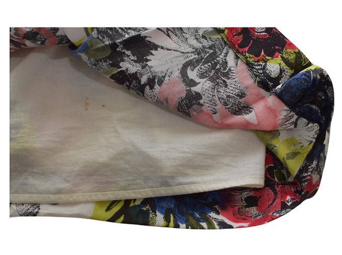 Autre Marque Kurzarmkleid mit V-Ausschnitt und Blumenmuster mehrfarbig Mehrfarben - Ansicht 7