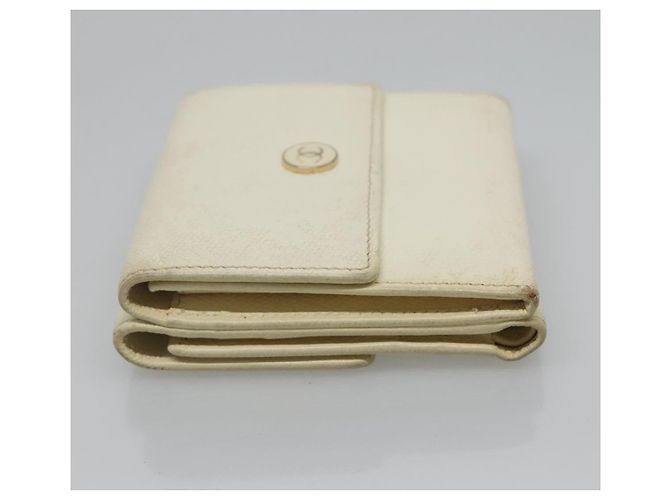 Chanel Billetera Bifold de Cuero Blanco Oro CC Auth bs27934 Dorado - vista 5