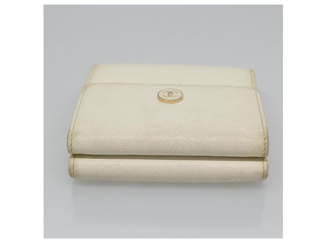 Chanel Billetera Bifold de Cuero Blanco Oro CC Auth bs27934 Dorado - vista 6
