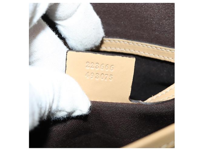 Gucci Borsa a spalla GG Supreme in PVC bianco e oro 223666 Auth ep9826 D'oro - vista 21